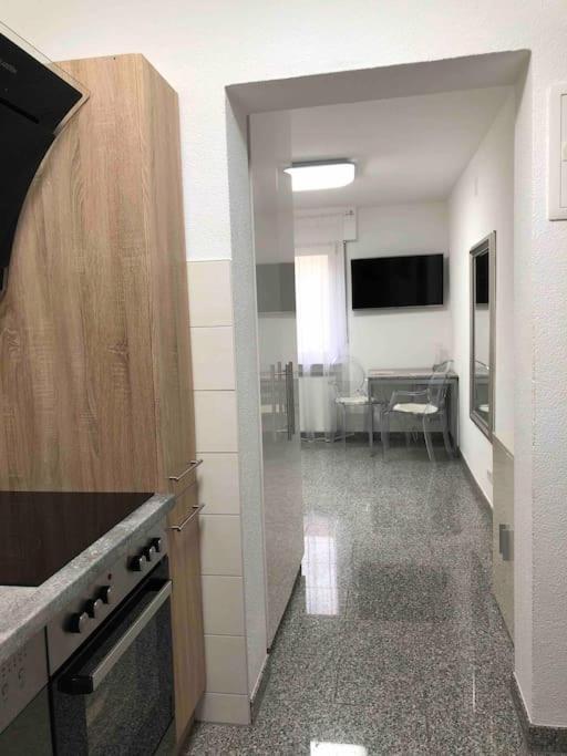 Neues Schoenes Studio, Zentral & Direkt An Der Rems Waiblingen  Bagian luar foto
