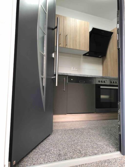 Neues Schoenes Studio, Zentral & Direkt An Der Rems Waiblingen  Bagian luar foto