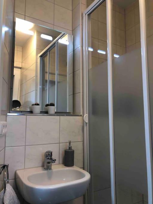 Neues Schoenes Studio, Zentral & Direkt An Der Rems Waiblingen  Bagian luar foto